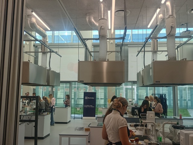 ZAWODOWA MAŁOPOLSKA - Małopolska młodzież w centrum działania!